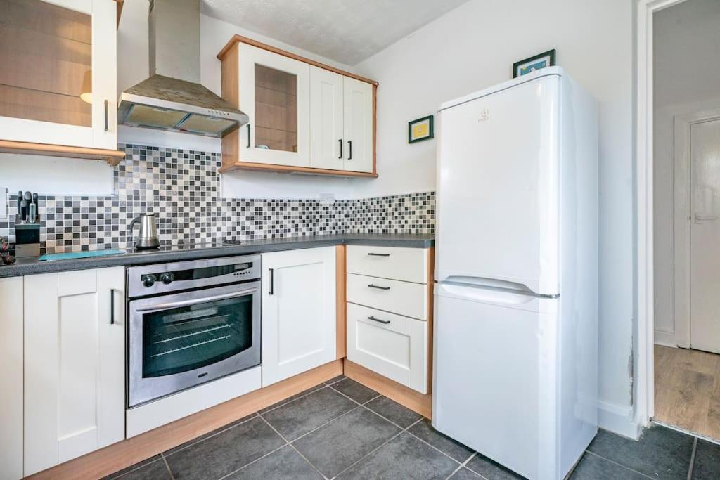 Modern 3 Bedroom House Close To Ferry And City Centre Белфаст Экстерьер фото